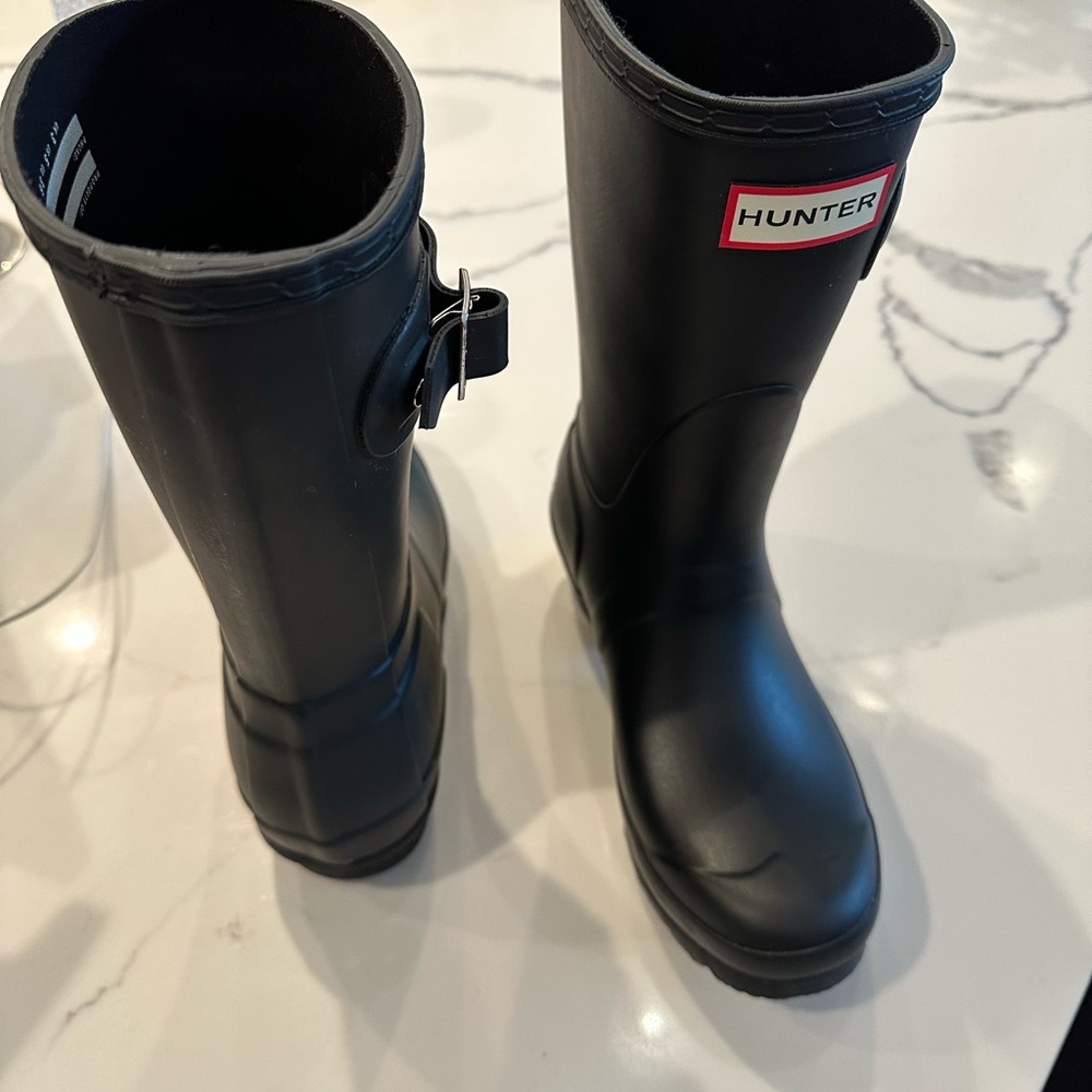 Hunter original short matte black rain boots